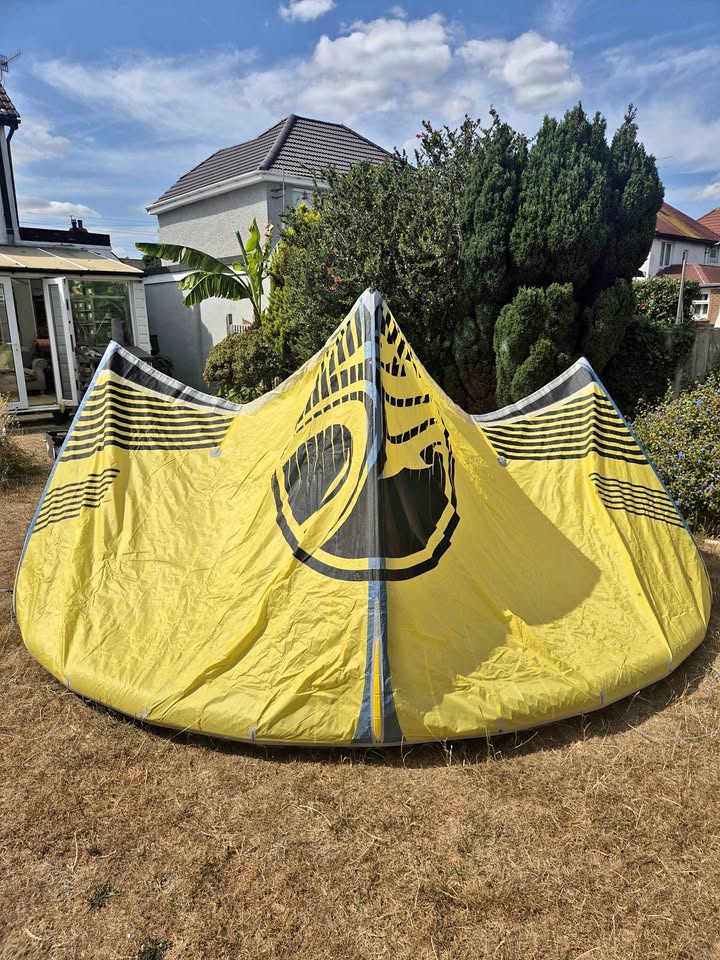 2020, 11m Cabrinha Drifter kite