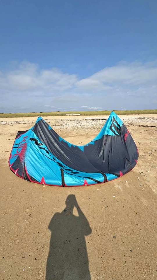 Naish Ride 11 m² 2018 + barre Naish 2022