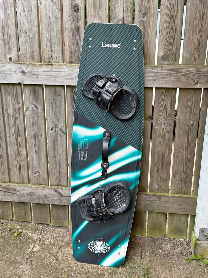 LIEUWE Falcon 134x40
