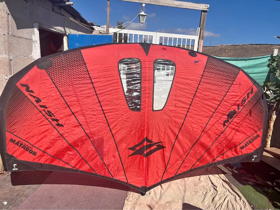 Ala de win Naish windsurfer matador