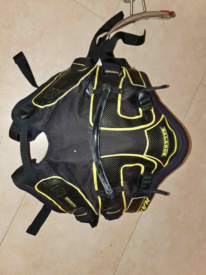 Naish Balance XS Kiteboarding / Windsurfing Harness - MINT CONDITION