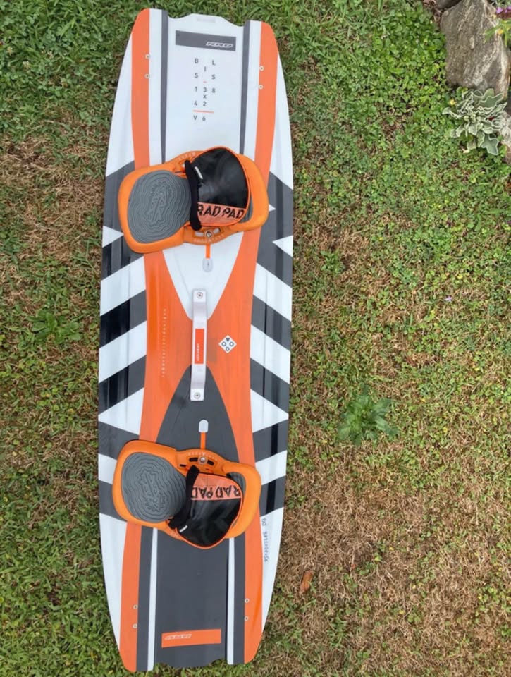Tavola kitesurf rrd bliss v6 138x42