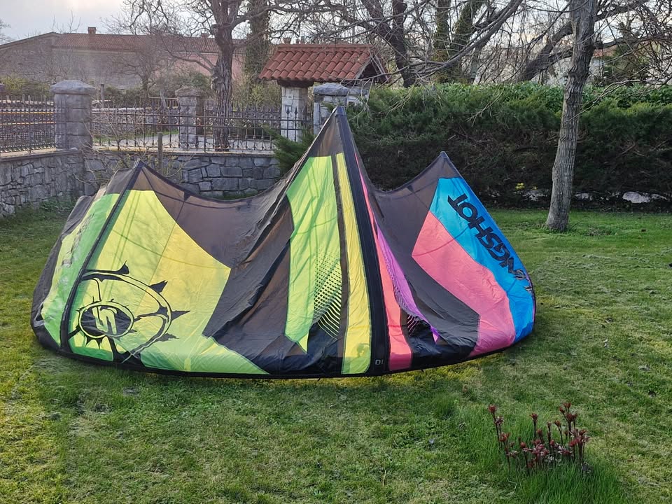 Kitesurf Slingshot SST 10