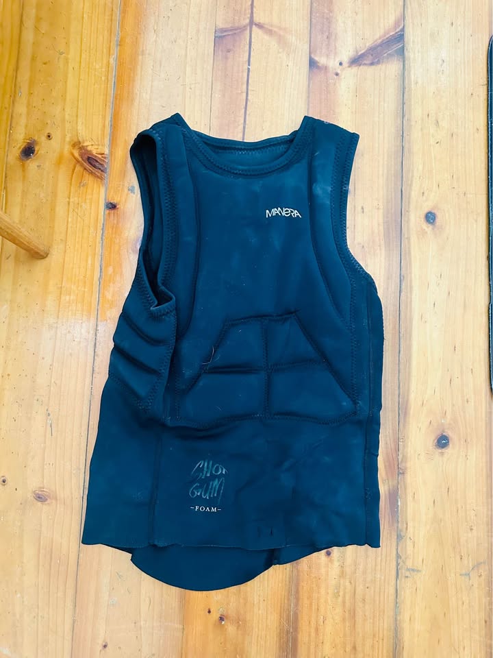 Manera Kiting X10D Impact Vest second-hand kitesurf equipment