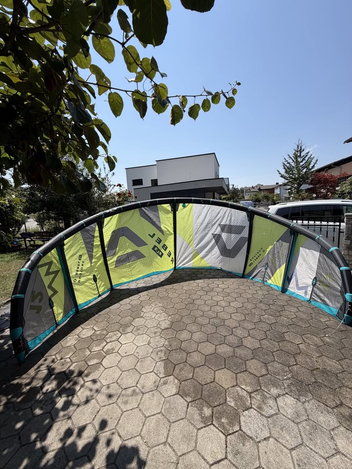 Duotone Rebel SLS 12m2 (2024) second-hand kitesurf equipment