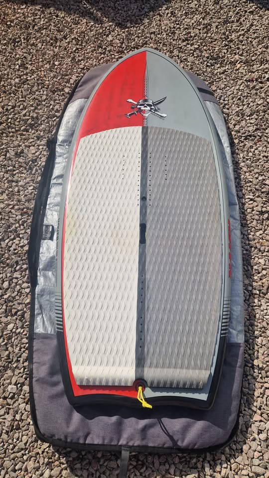 Naish Hover Carbon Ultra 110l Wing Board second-hand kitesurf equipment