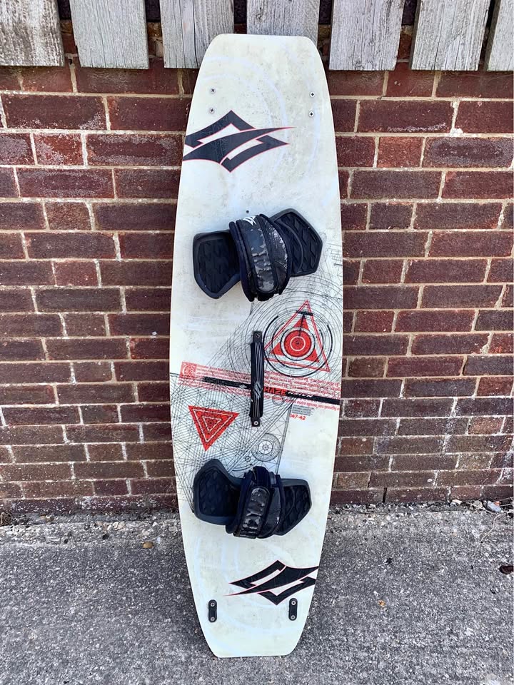 Naish kite surfing board