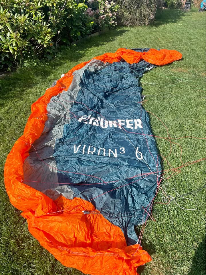 Flysurfer 6m2 inclusief bar second-hand kitesurf equipment