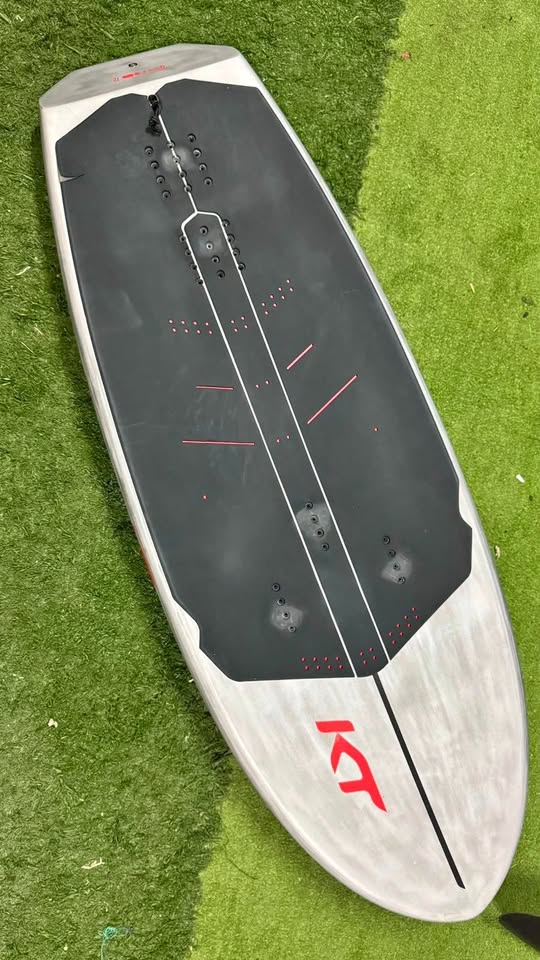 Wingfoil board KT Ginxu 2 72lt anno 2025