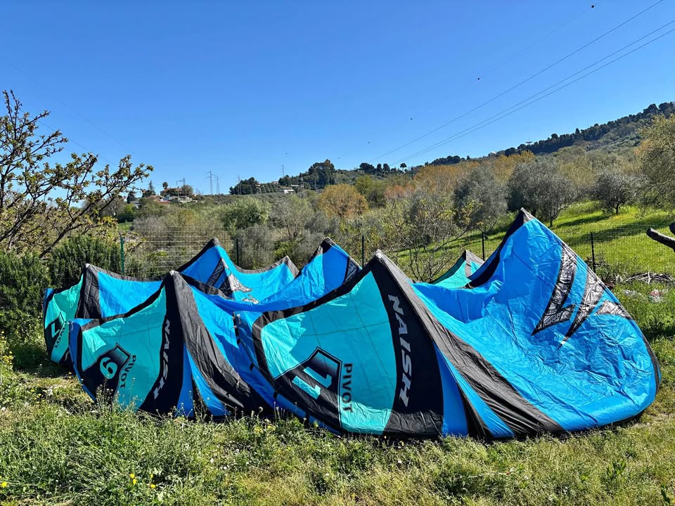 SET COMPLETO Naish Pivot (7-9-11) + Barra – Pari al NUOVO