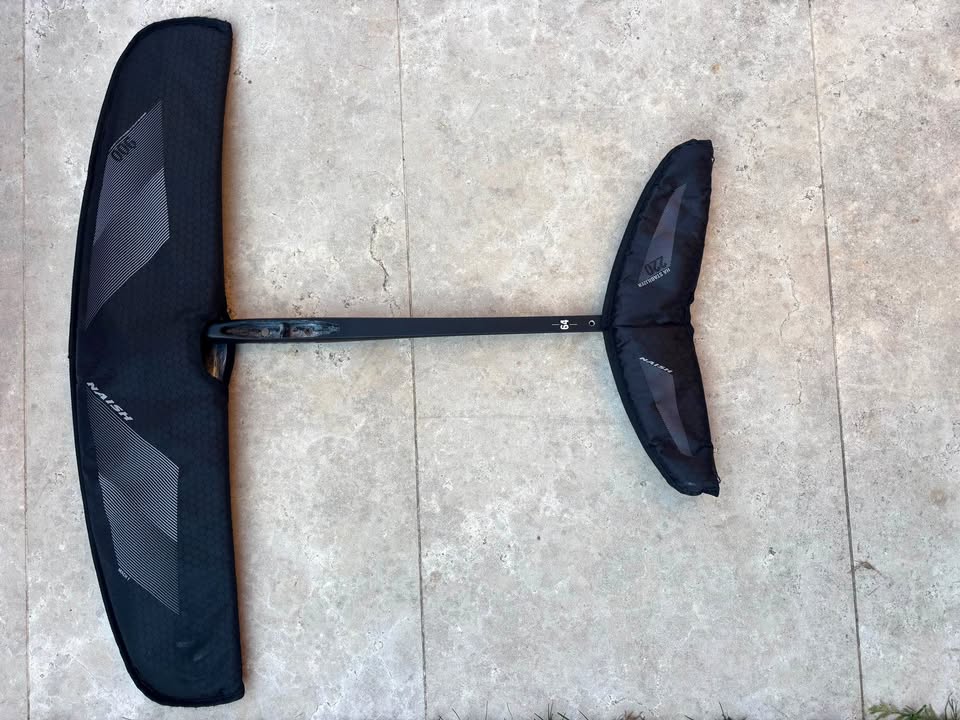 Foil Naish Mach1 900 semicompleto