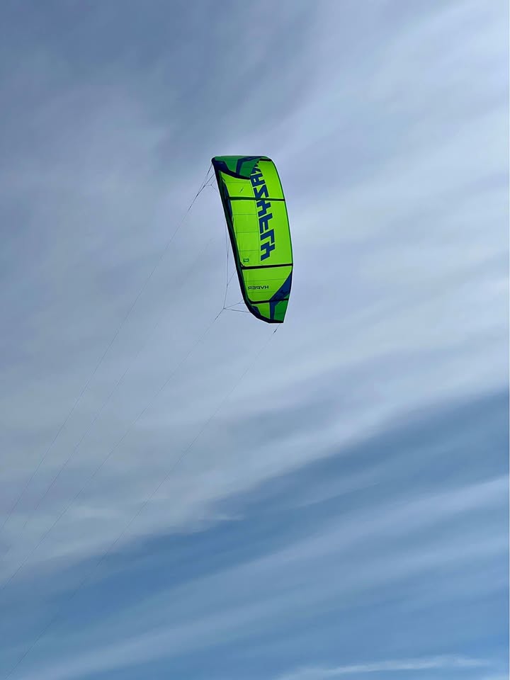 🔥 CRAZYFLY HYPER 2024 – BIG AIR MASKINE! 🔥 second-hand kitesurf equipment
