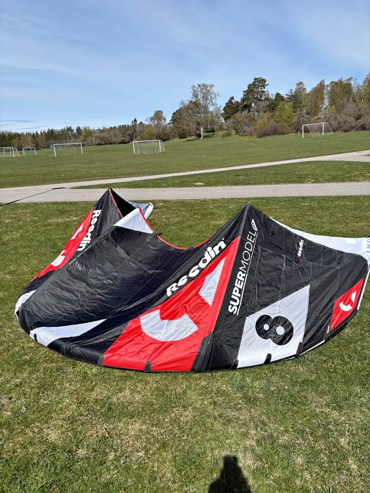 8m - Reedin Supermodel HTF 2023 second-hand kitesurf equipment