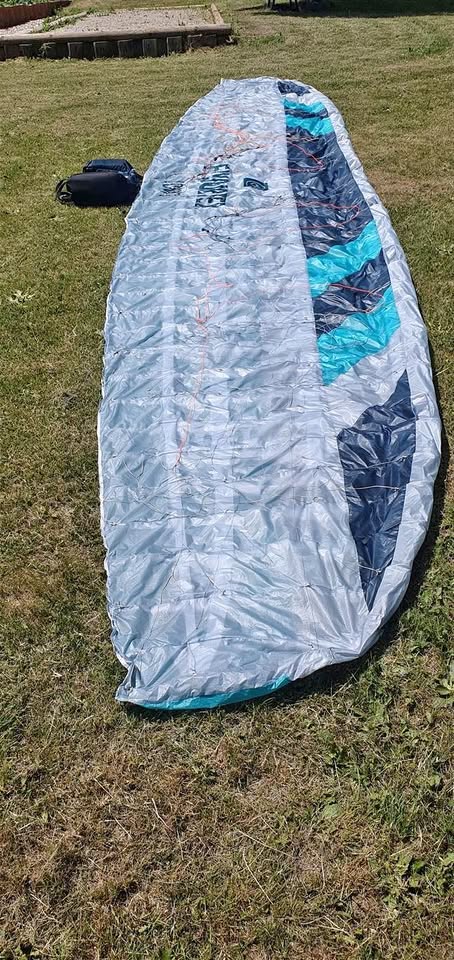 Flysurfer sonic 4 10m second-hand kitesurf equipment
