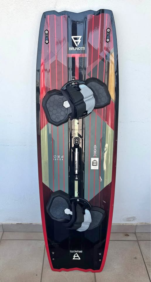 Kiteboard Brunotti Yoori Pro second-hand kitesurf equipment