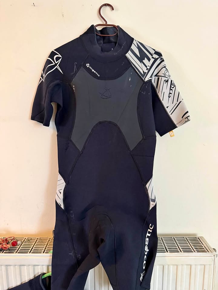 Wetsuit mystic Medium second-hand kitesurf equipment