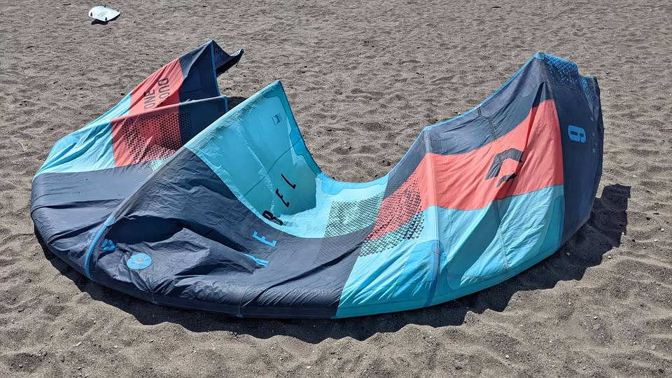 Kite Duotone Rebel 9m 2019 + bar