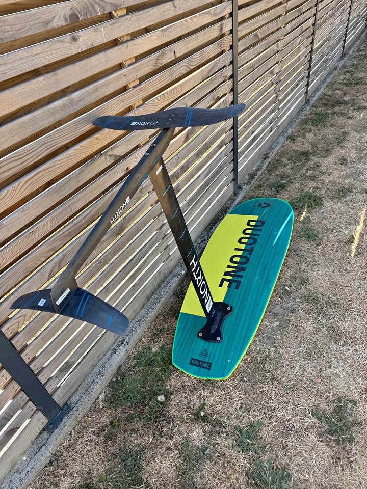 Pack Kitefoil North + Board Duotone Free 4’6” second-hand kitesurf equipment