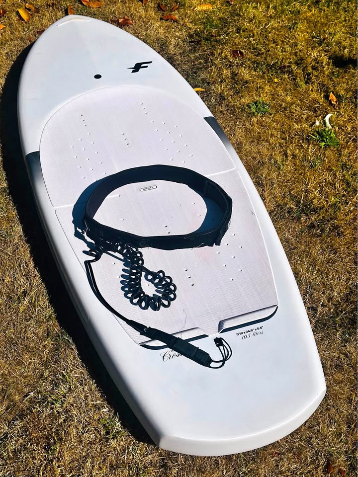 F-One wingfoil Rocket Wing Crossover 5”10 105L Duotone, Armstrong, Slingshot, Cabrinha, Airush Naish second-hand kitesurf equipment