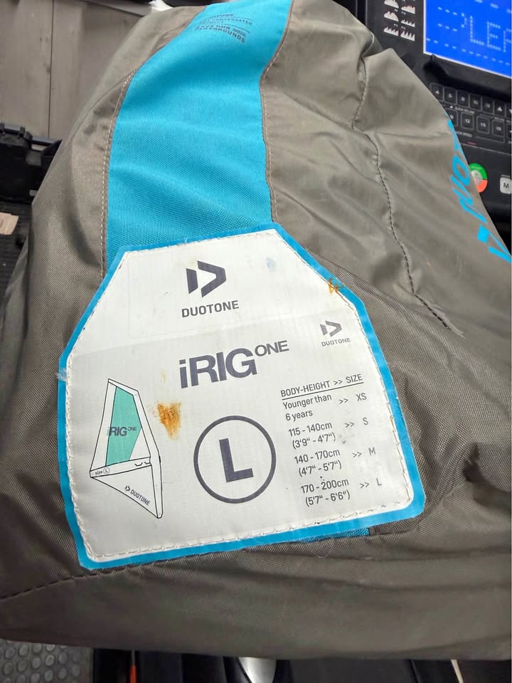 Duotone iRIG ONE large wind sup sail second-hand kitesurf equipment