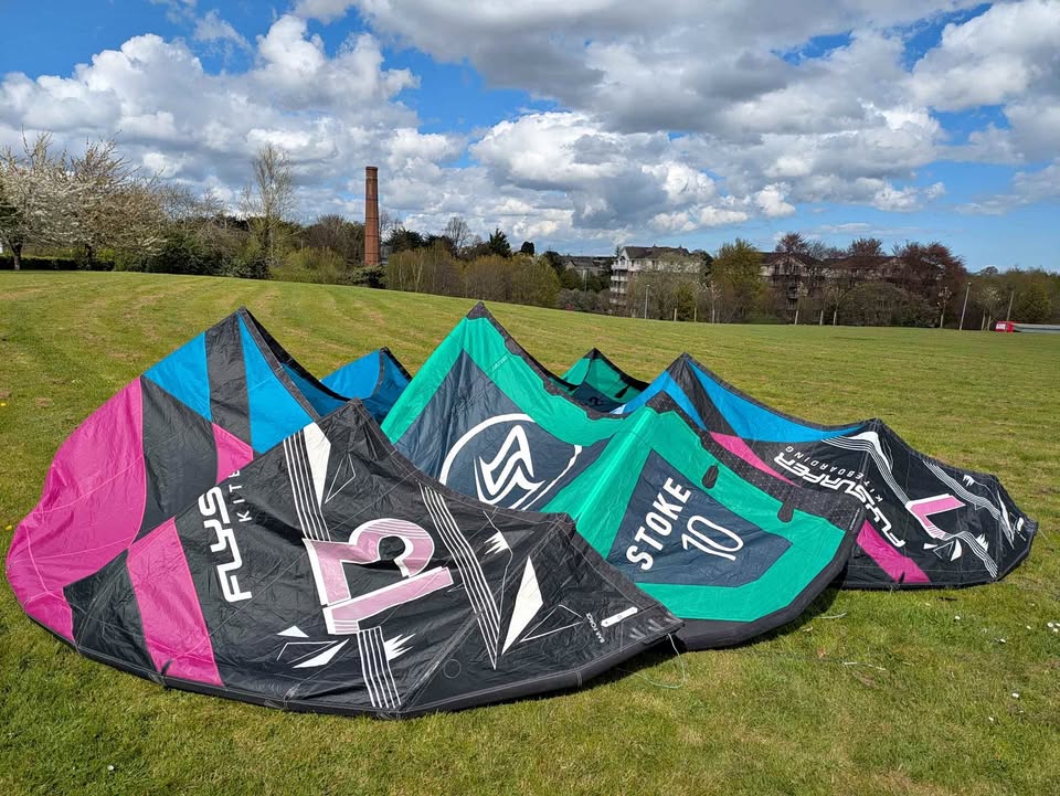 3 Flysurfer Kites Set