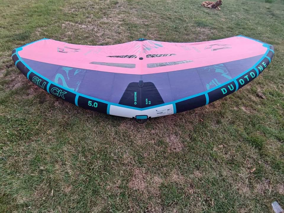 Duotone Slick 5.0 wingfoil wing No boom.