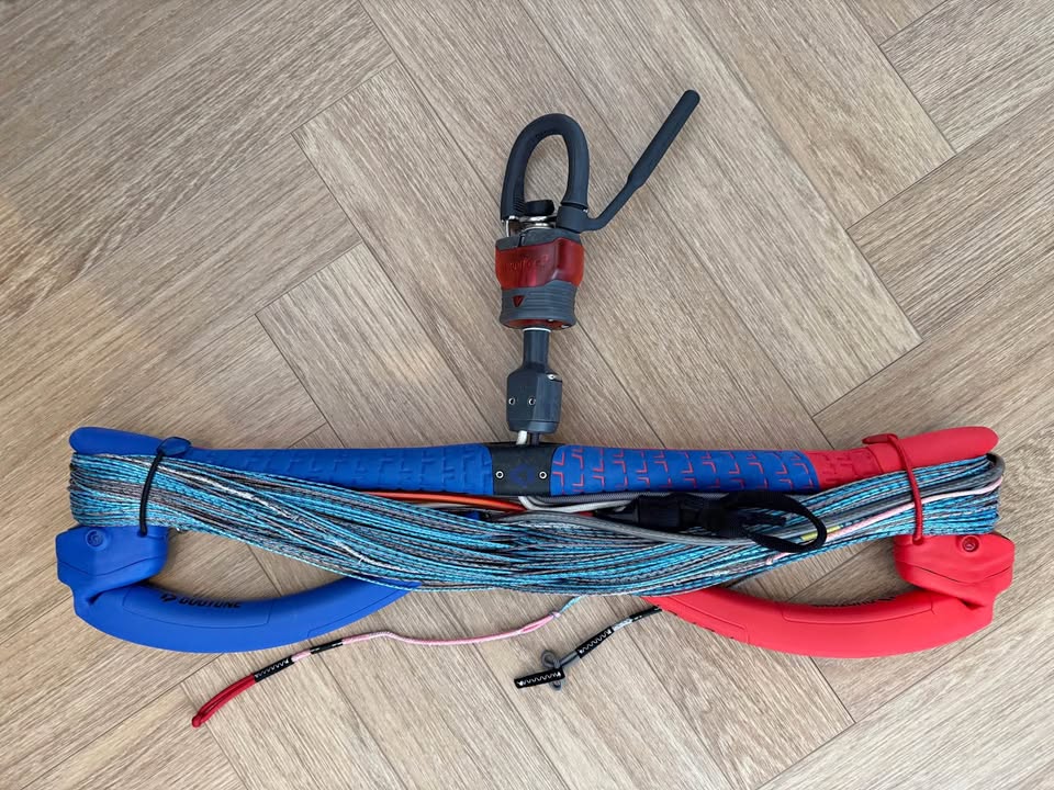 Duotone trust bar M/L second-hand kitesurf equipment