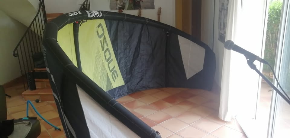 Kitesurf Ozone Reo 9M,bladders neuf ! Tbe second-hand kitesurf equipment